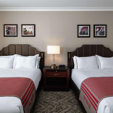 The Higgins Hotel New Orleans, Curio Collection By Hilton Dış mekan fotoğraf