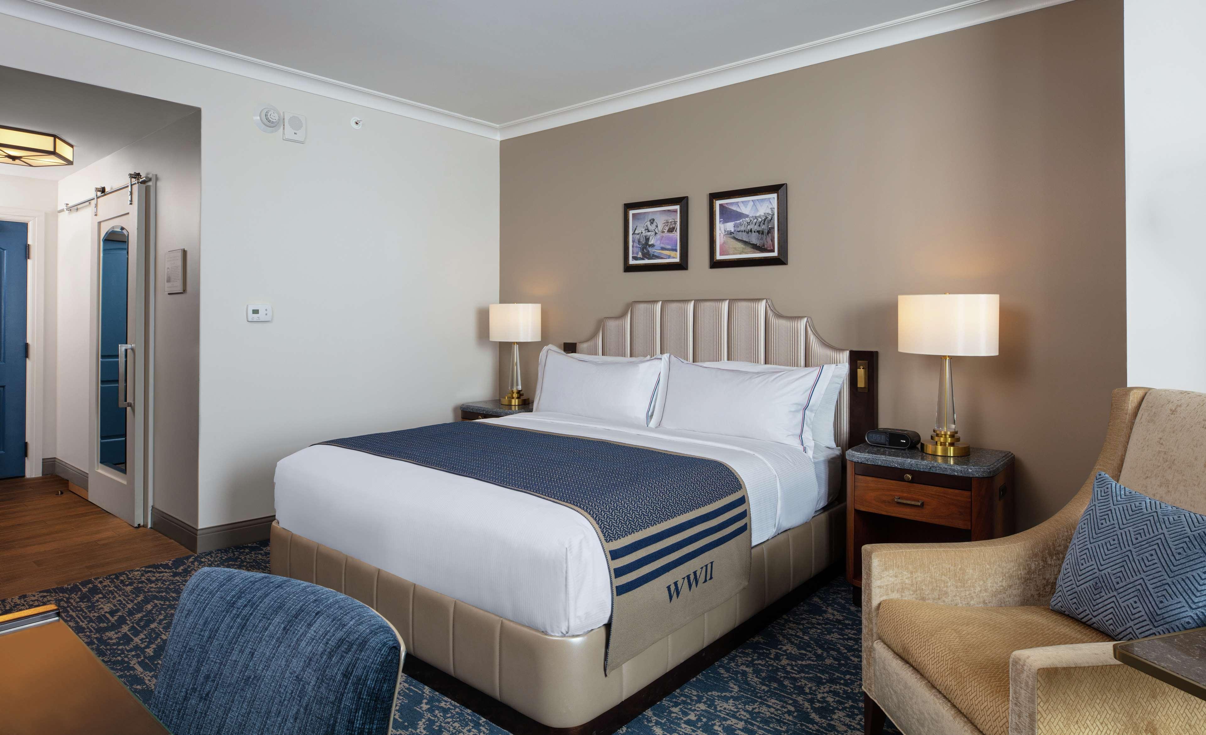 The Higgins Hotel New Orleans, Curio Collection By Hilton Dış mekan fotoğraf
