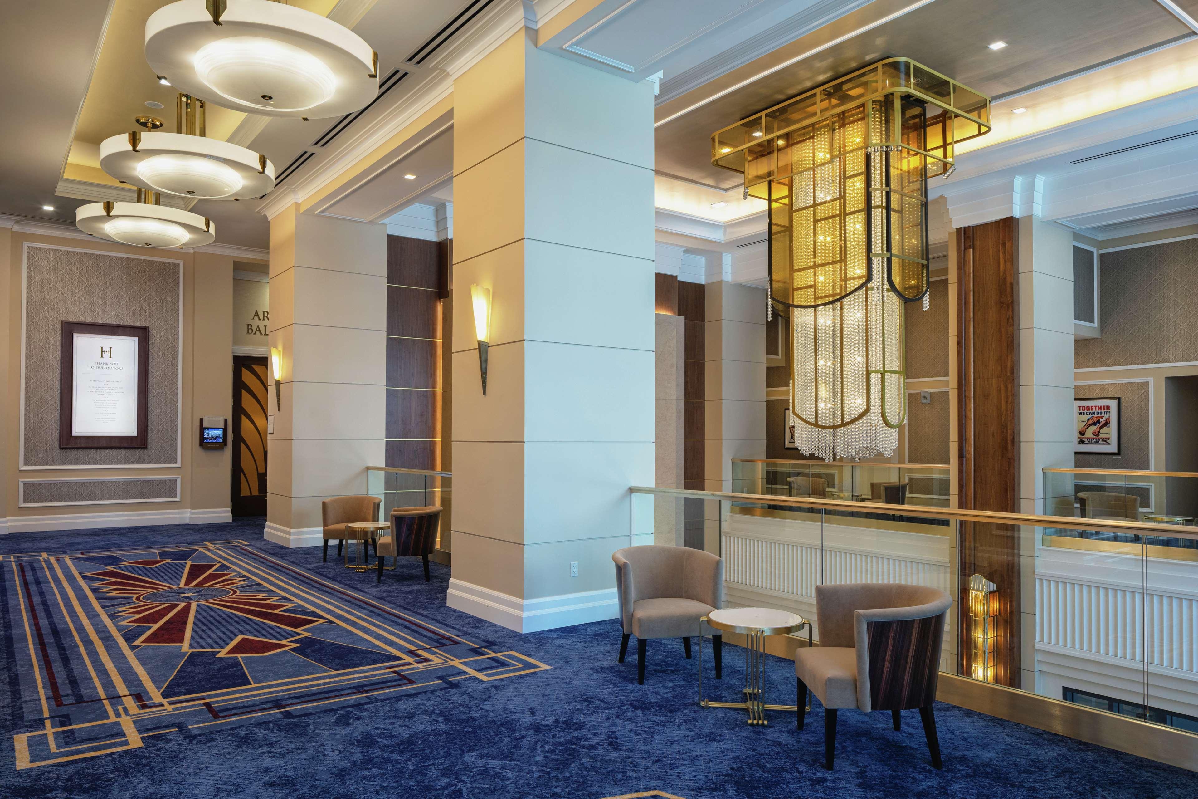 The Higgins Hotel New Orleans, Curio Collection By Hilton Dış mekan fotoğraf