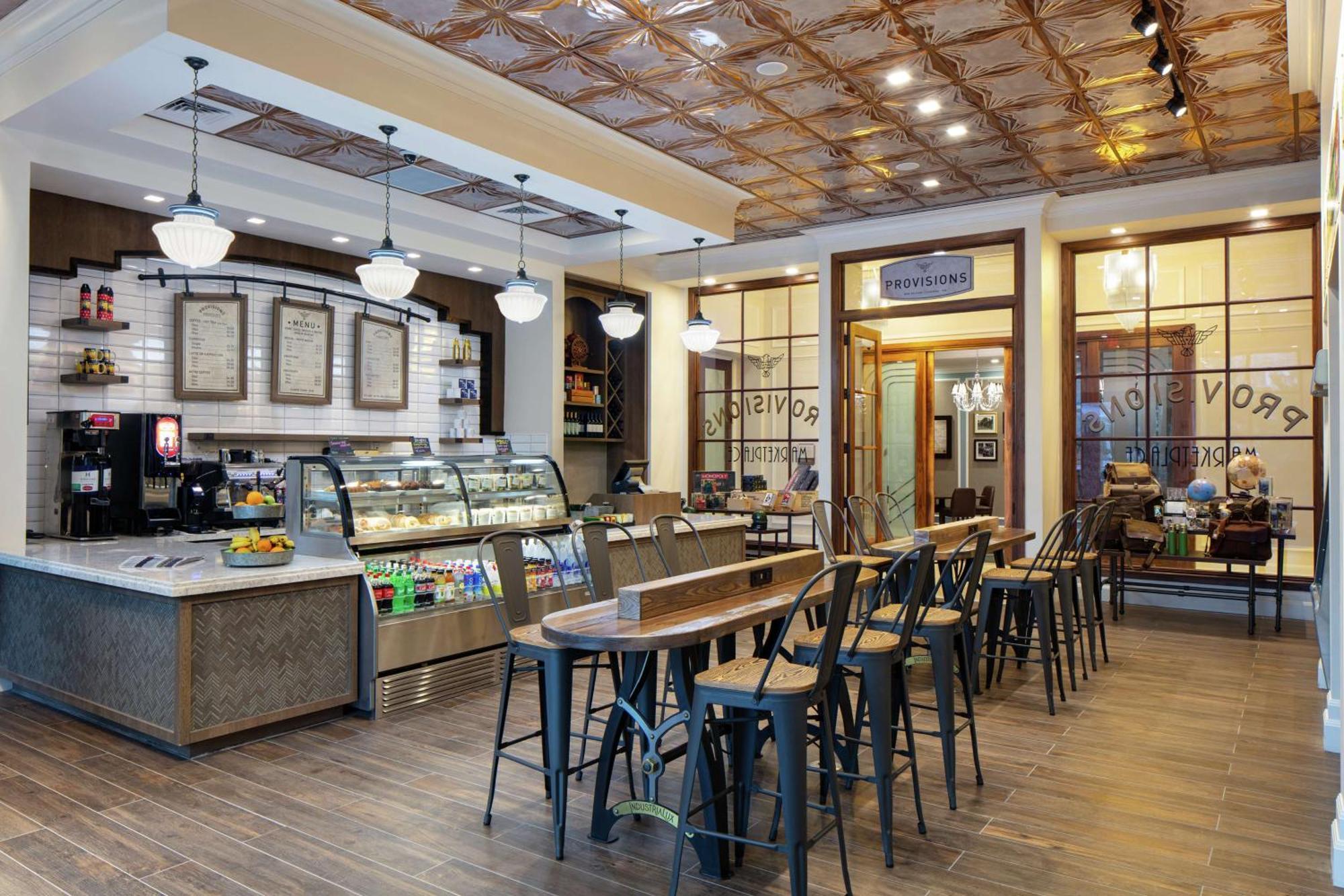 The Higgins Hotel New Orleans, Curio Collection By Hilton Dış mekan fotoğraf